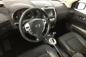 Nissan  8