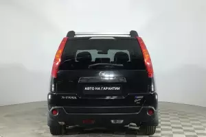 Nissan  15