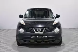 Nissan  2