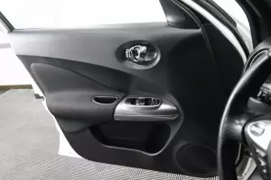 Nissan  5