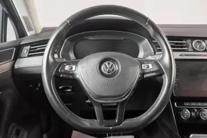 Volkswagen  4