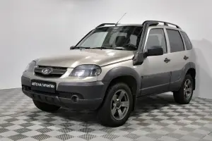 ВАЗ (Lada)  1