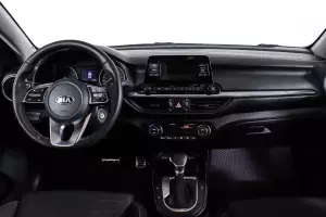 Kia  8