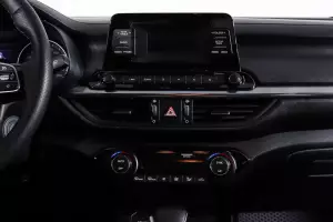 Kia  6