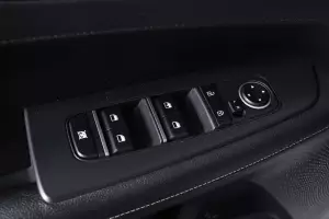 Kia  4