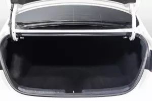 Kia  6