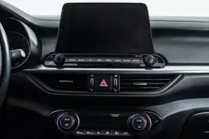 Kia  10