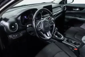 Kia  9