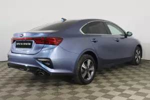 Kia  4
