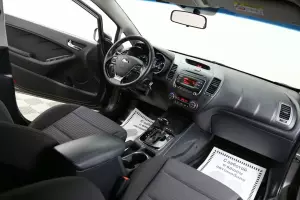 Kia  3