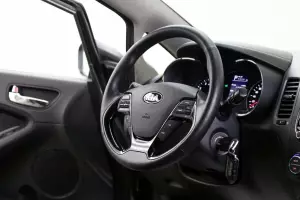 Kia  5
