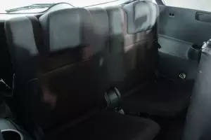Toyota  16