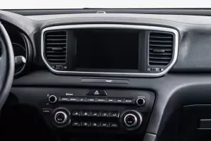 Kia  10