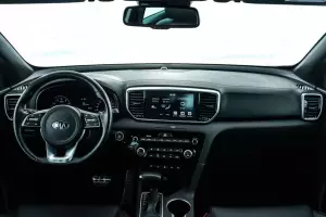 Kia  6