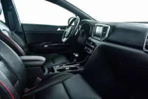 Kia  8