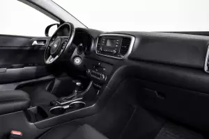Kia  8