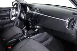 Kia  12
