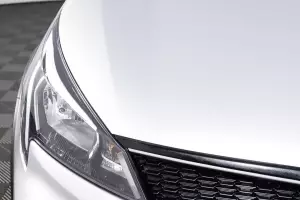Kia  9
