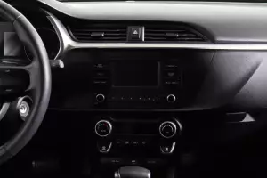 Kia  12