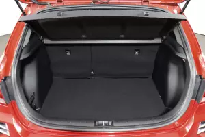 Kia  6