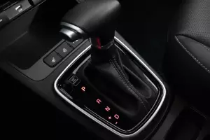 Kia  12