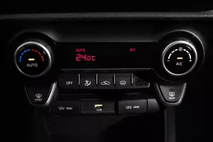 Kia  14