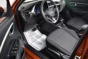 Kia  13