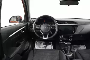 Kia  6