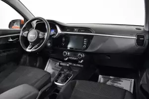Kia  8