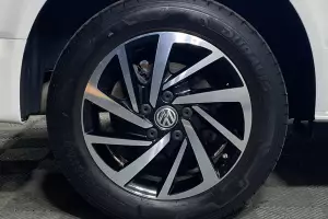Volkswagen  6