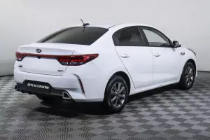 Kia  4