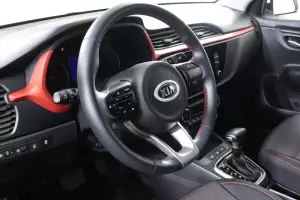 Kia  9