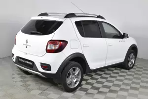 Renault  3