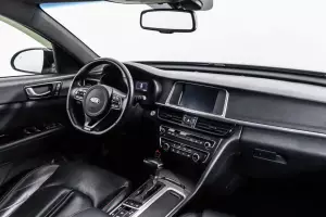 Kia  12