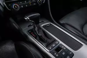 Kia  4