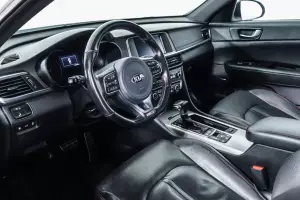 Kia  12