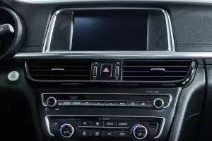 Kia  1