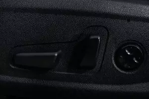 Kia  10