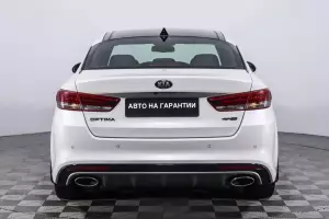 Kia  17