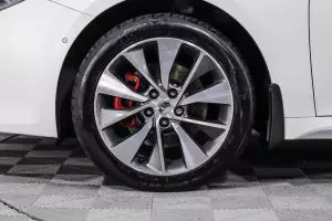 Kia  16