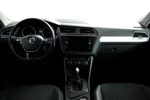 Volkswagen  6