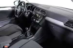 Volkswagen  12