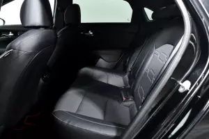 Kia  11