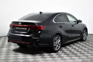 Kia  4
