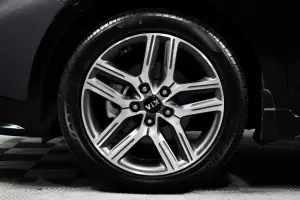 Kia  7