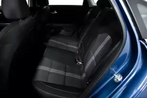 Kia  11