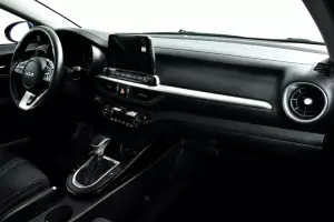 Kia  9
