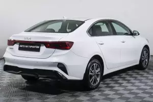Kia  4