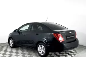 Chevrolet  4