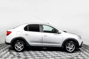 Renault  3